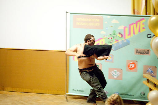 GAMER LIVE! - Отчет о Gamer Live 2011: "Танки, свадьбы и друзья - наши лучшие.. кхм.. друзья!" GAMER LIVE! - Отчет о Gamer Live 2011: "Танки, свадьбы и друзья - наши лучшие.. кхм.. друзья!"